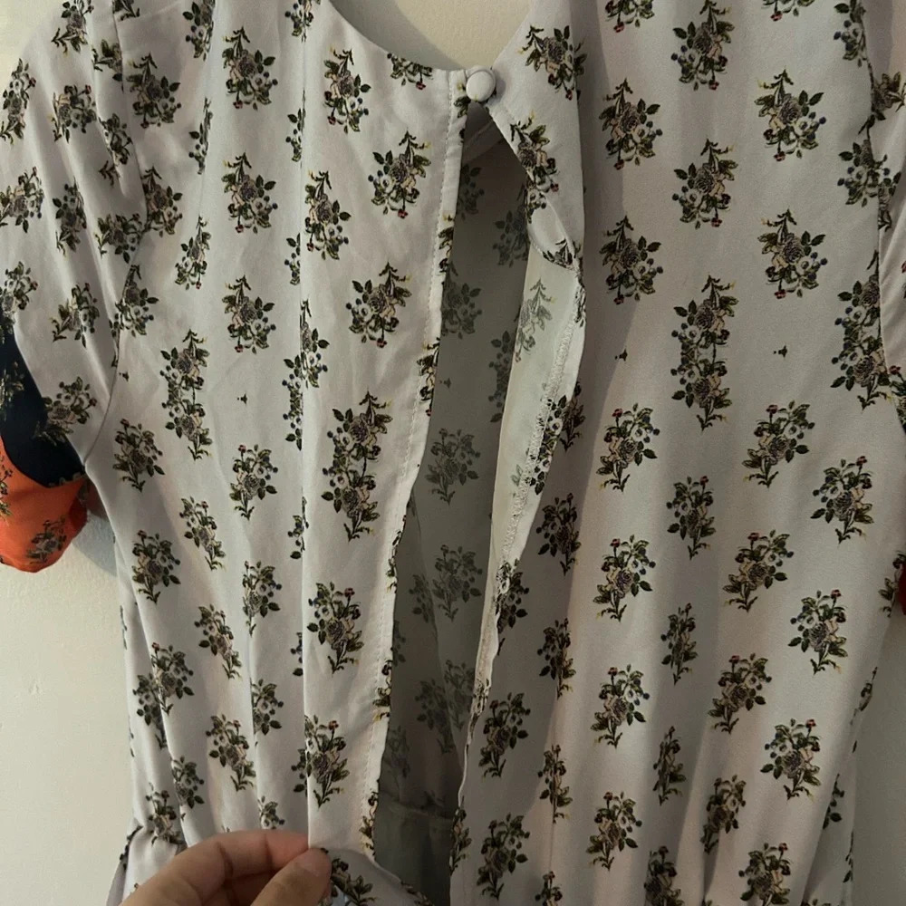 SALE!! NWOT Topshop floral pleated open back tea dress sz 8 - Picture 6 of 7